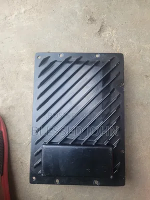 Range Rover Sport 2015 Amplifier
