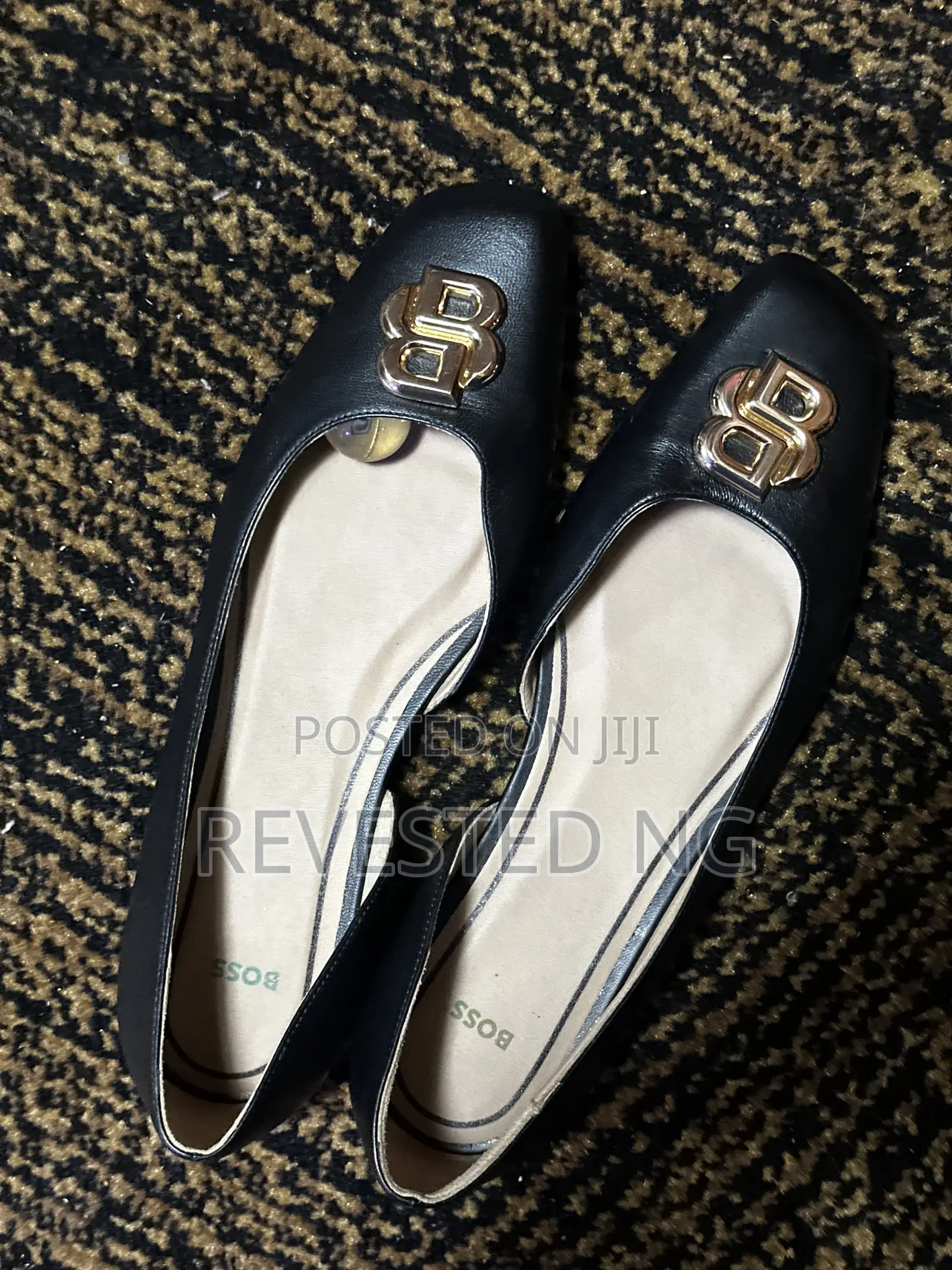 Authentic! Hugo Boss Flats