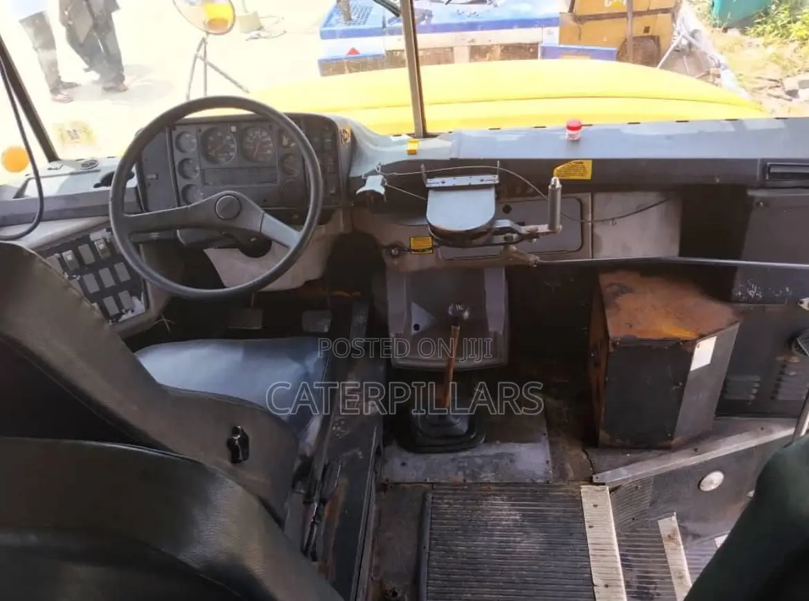 Bus 1967 Yellow