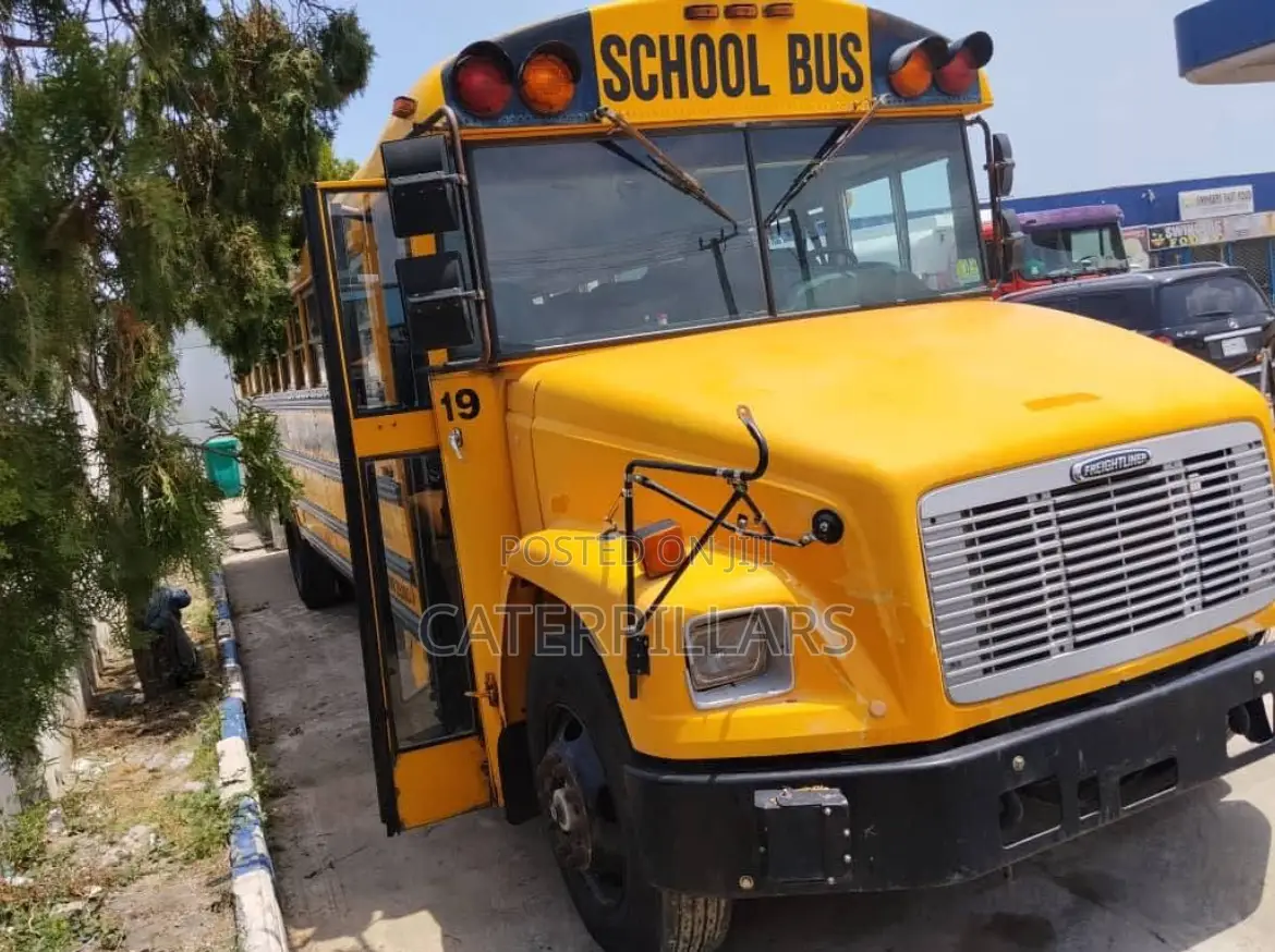Bus 1967 Yellow