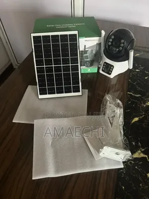 Two Screens CCTV Solar Camera