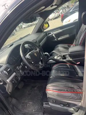 Porsche Cayenne Tiptronic 2010 Black