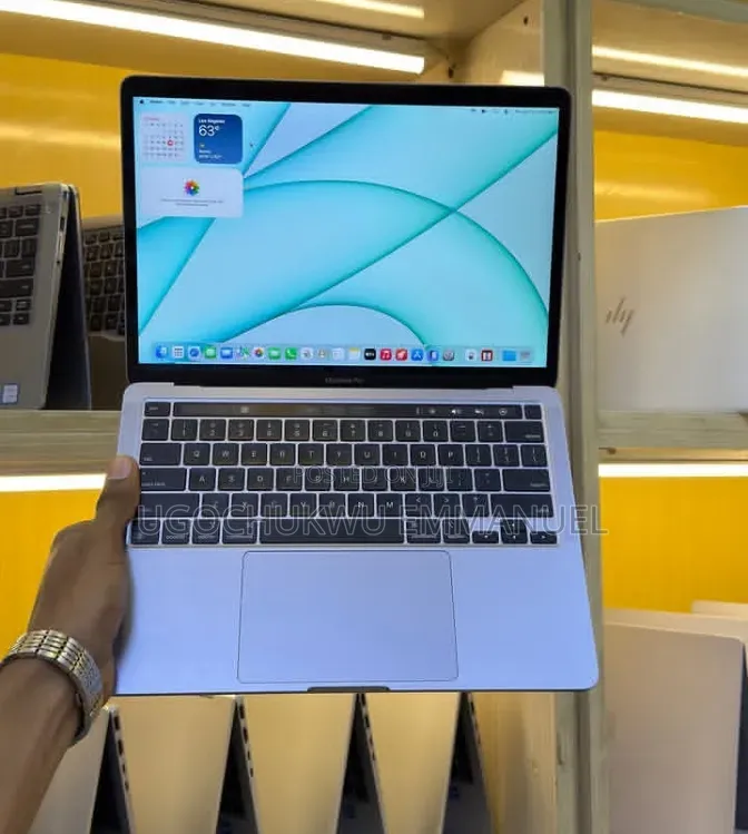 Laptop Apple MacBook Pro 2019 16GB Intel Core i7 SSD 512GB