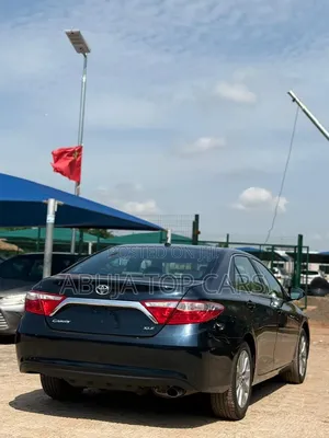 Toyota Camry XLE 4dr Sedan (3.5L 6cyl 6A) 2017 Black