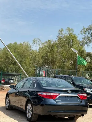 Toyota Camry XLE 4dr Sedan (3.5L 6cyl 6A) 2017 Black