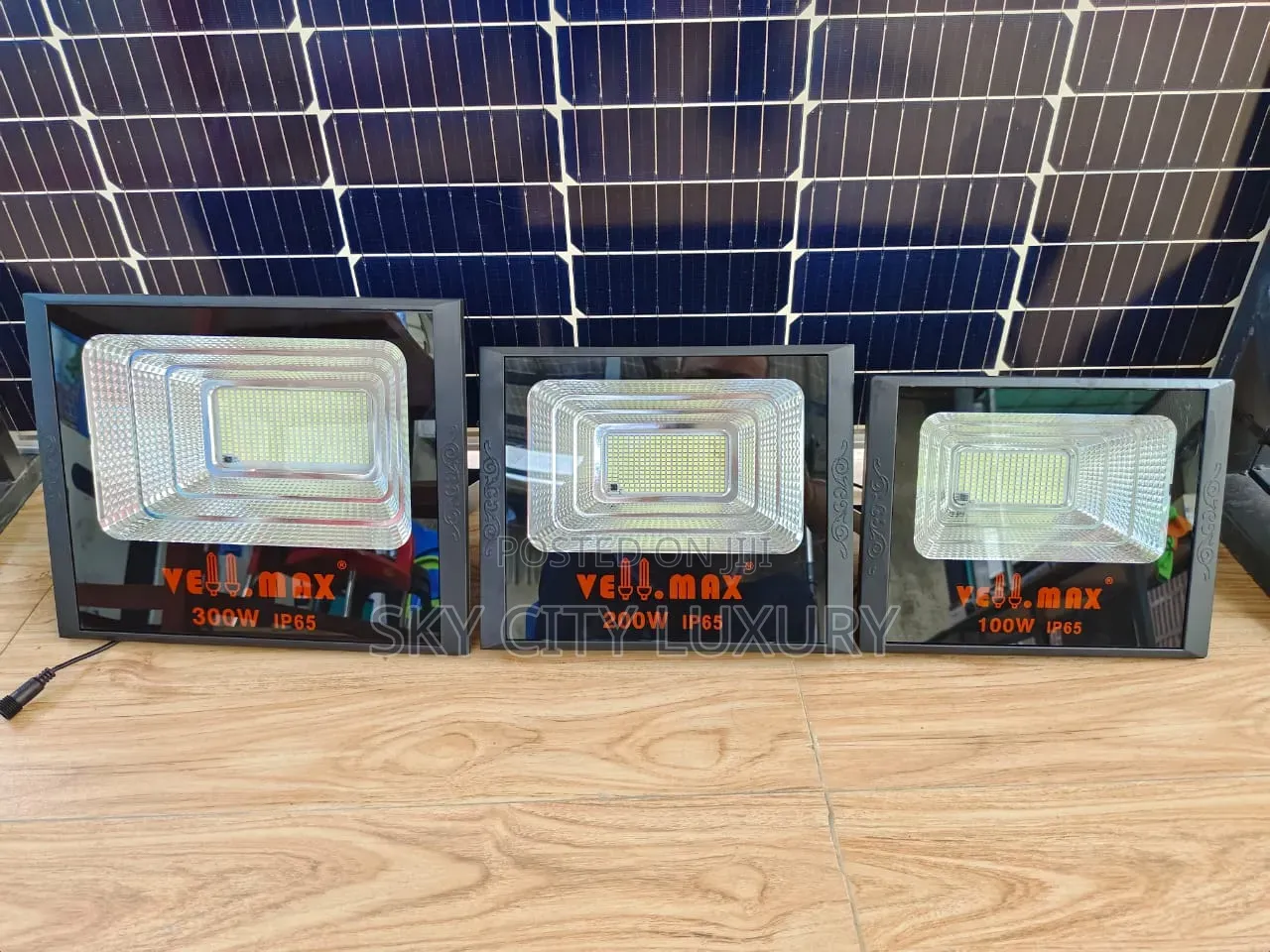 Vellmax Solar Flood Light With Panels