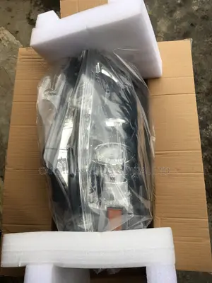 Head Light Rx350 2015
