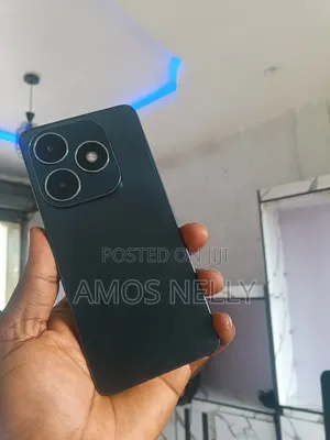 Tecno Spark 20 128 GB Black