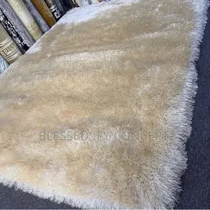 High Quality 4 by 6 Center Rug, Also Available in Different Sizes