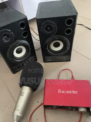 Behringer Studio Monitors Ms20