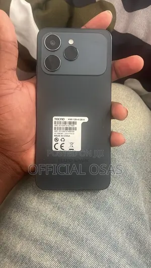 Tecno Spark 40 128 GB Gray