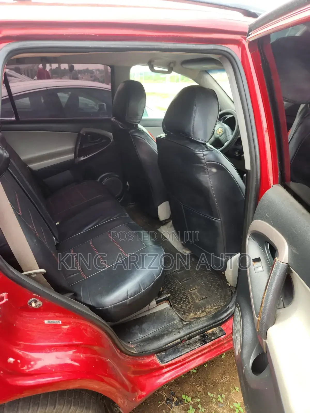 Toyota RAV4 2010 Red