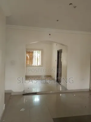 2bdrm Block of Flats in Uyo for rent
