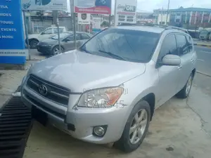 Toyota RAV4 2008 Silver
