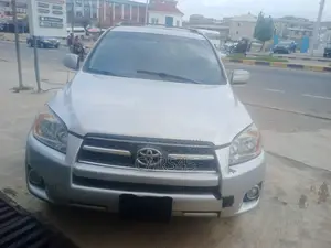 Toyota RAV4 2008 Silver