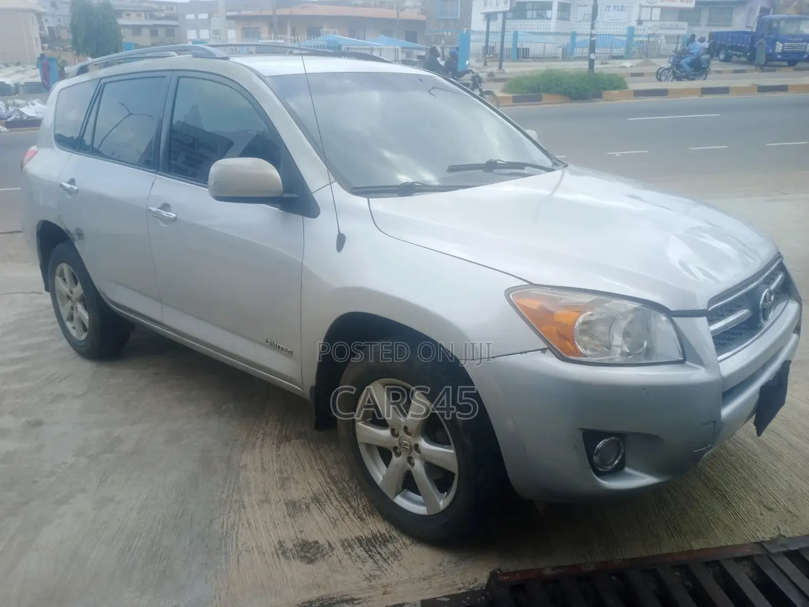 Toyota RAV4 2008 Silver