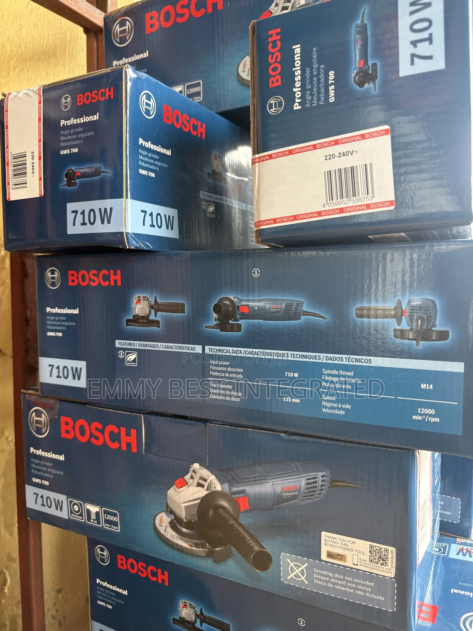 Bosch GWS 700 Professional Angle Grinder