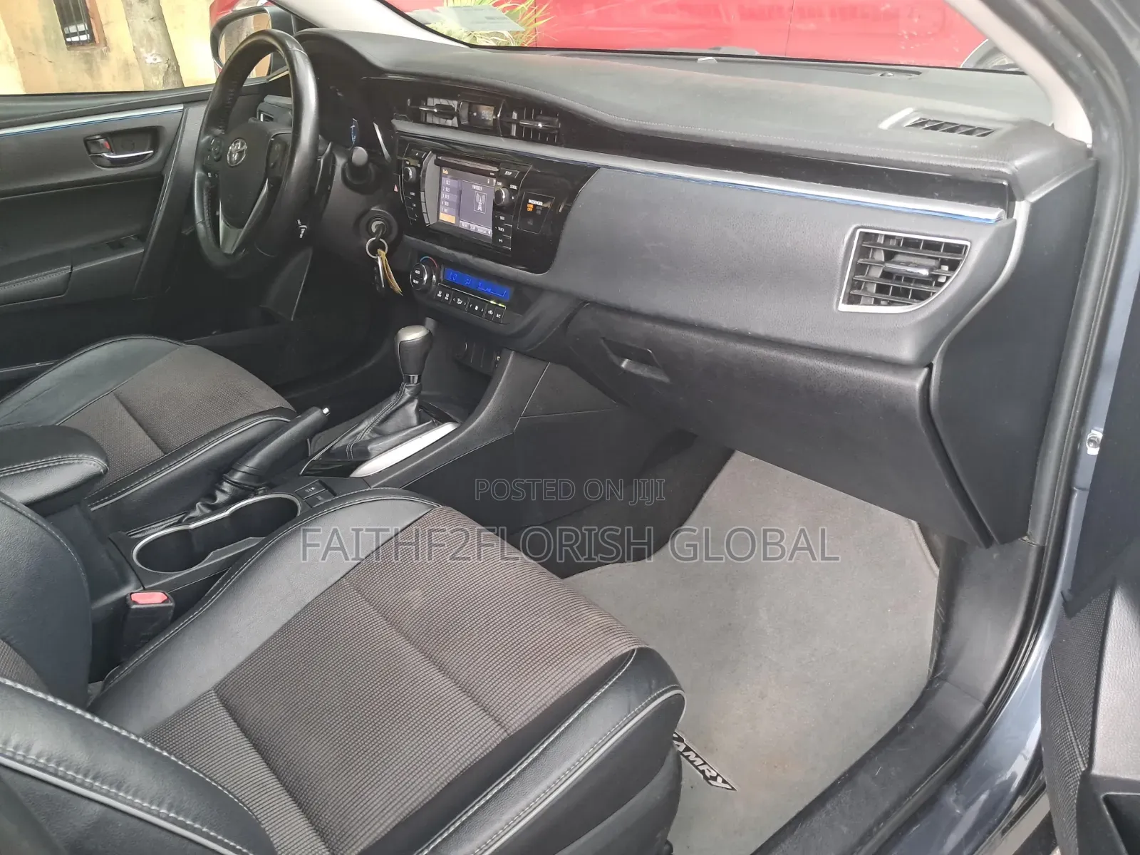 Toyota Corolla 2015 Gray
