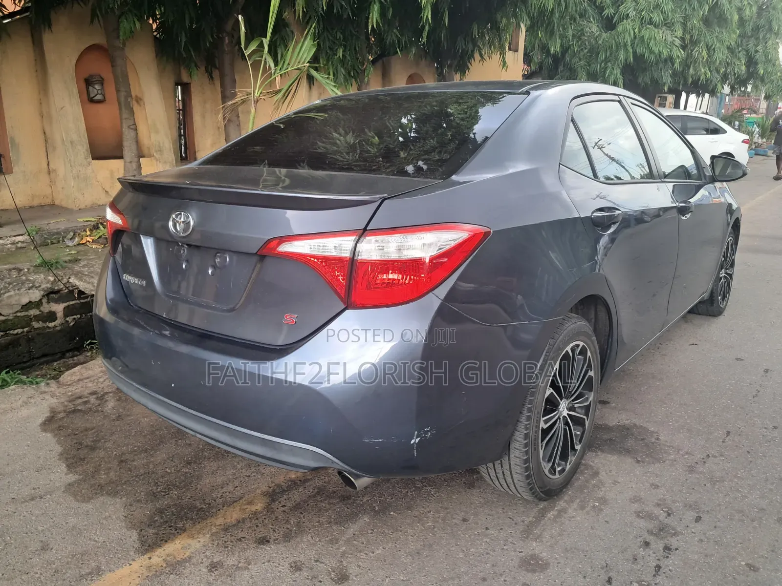 Toyota Corolla 2015 Gray