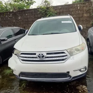 Toyota Highlander 2013 White