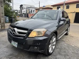 Mercedes-Benz GLK-Class 2010 Gray