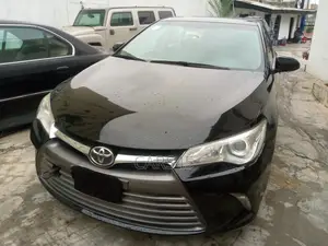Toyota Camry 2016 Black