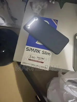 Tecno Spark Slim 256 GB Black