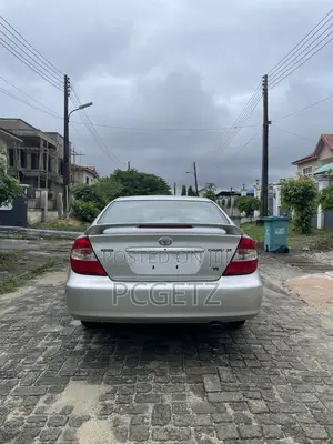 Toyota Camry SE V6 4dr Sedan (3.0L 6cyl 5A) 2003 Silver