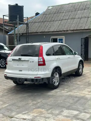 Honda CR-V 2011 White