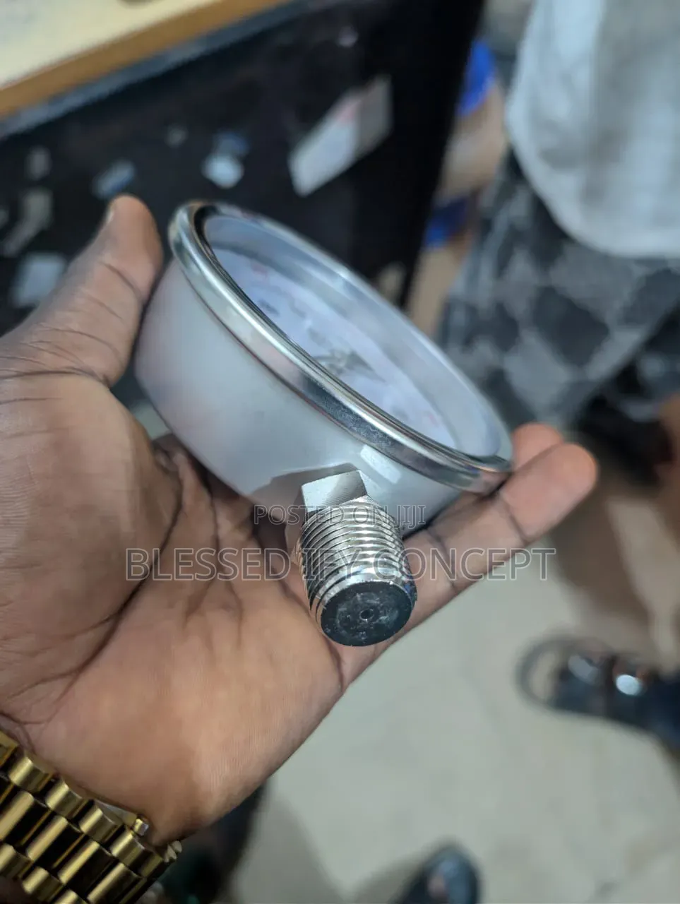 4" 700 Bar Pressure Gauge,Oli Face, Also Available in Different Sizes