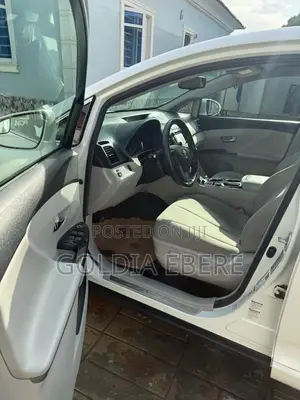 Toyota Venza 2013 White