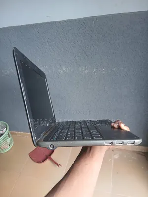 Laptop Dell Latitude 11 3190 8GB Intel Core i5 HDD 72GB