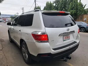 Toyota Highlander 2011 White