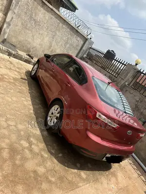 Kia Rio 2014 Burgundy