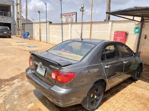 Toyota Corolla 2004 Gray