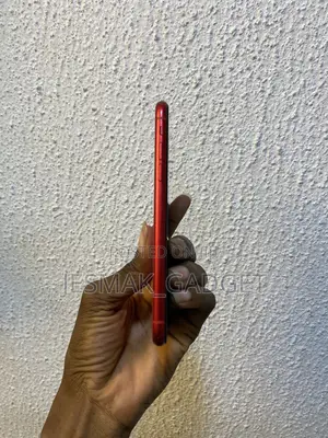 Apple iPhone 11 64 GB Red