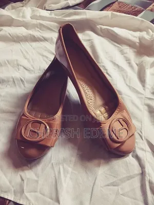 Flat Shoe for Sale