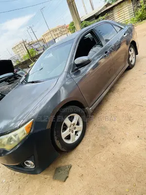 Toyota Camry 2012 Gray