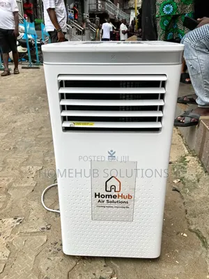 1.5hp Homehub Air Conditioner With Hose
