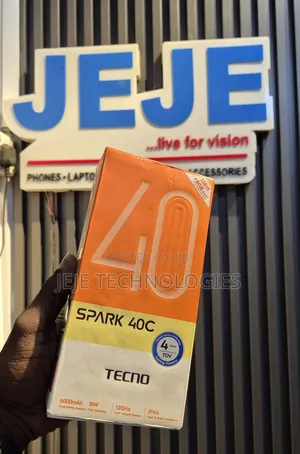 New Tecno Spark 40 128 GB Silver