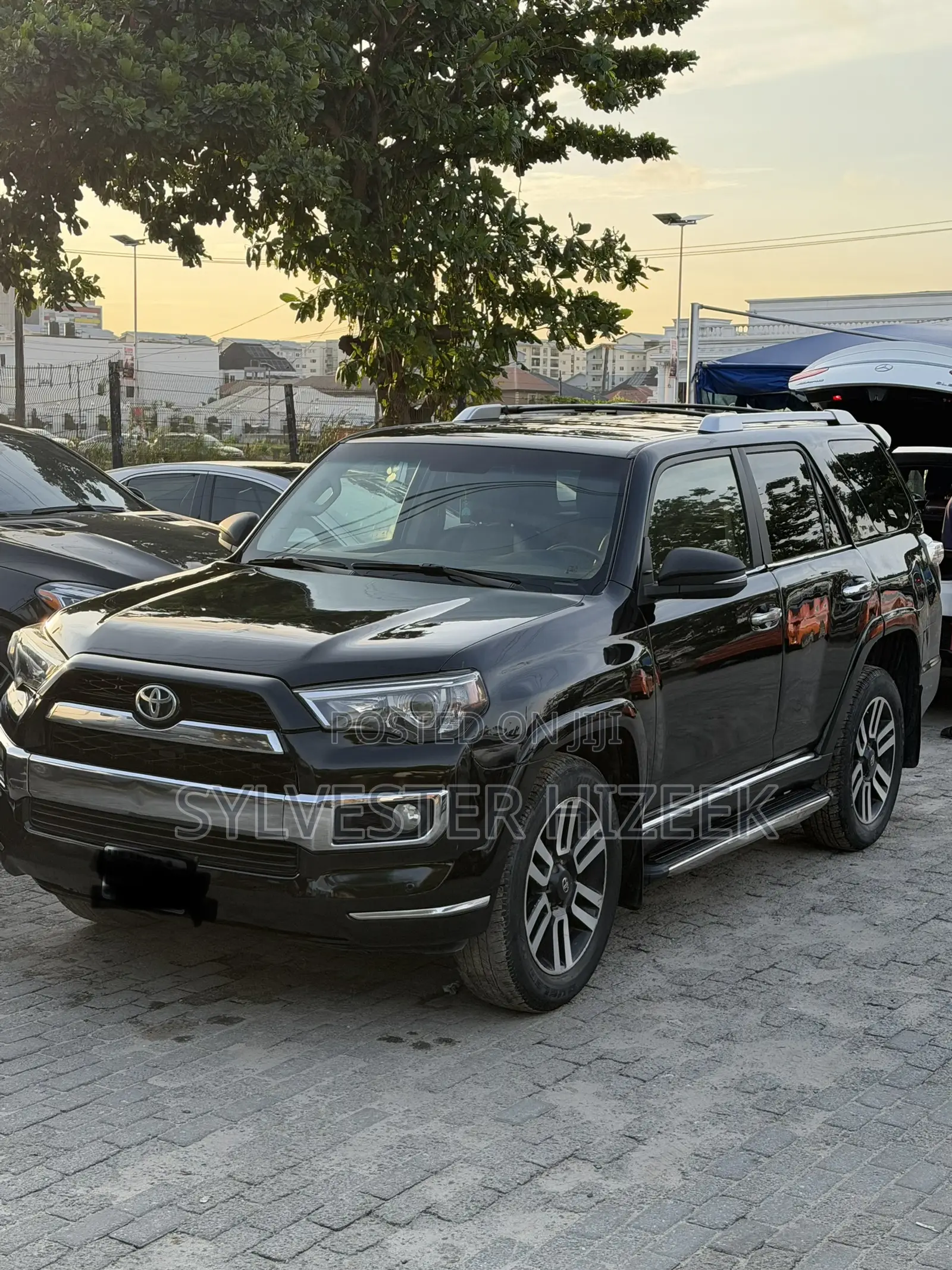 Toyota 4-Runner 2014 Black