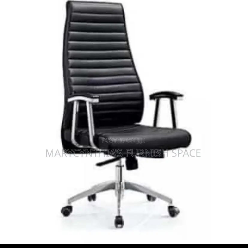 Executive Office Chair – Professional Comfort for Everyday Use