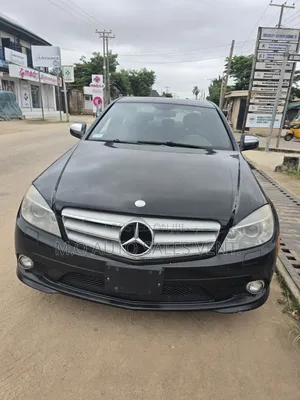 Mercedes-Benz C300 2008 Black