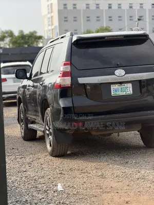 Toyota Land Cruiser Prado 2014 Black