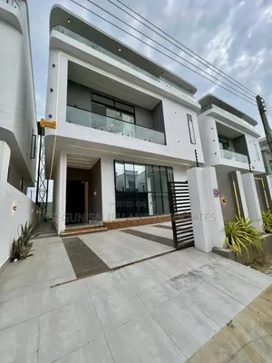 4bdrm Duplex in Ajah, Off Lekki-Epe Expressway for sale