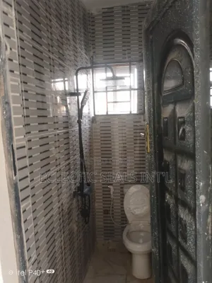 Mini Flat in Eclectic Seals, Sabon Lugbe for rent