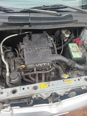 Toyota Yaris 2003 Silver