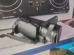 Sony FDR-Ax700 Digital Video Camera Recorder