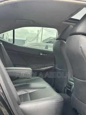 Lexus IS 300 AWD 2016 Black