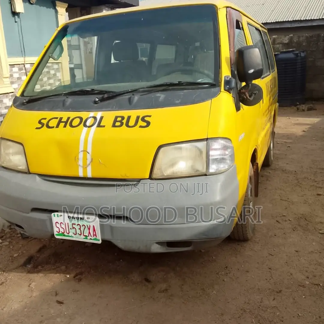 Nissan Vanette 2003 Yellow